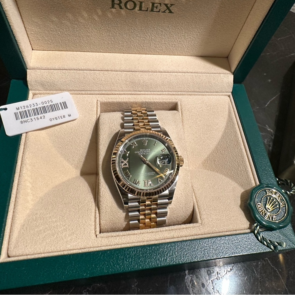 Rolex Datejust 36mm, Oyster-steel and yellow gold Ref 126233